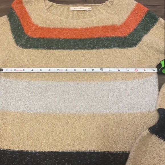 Women’s Ellison Wide Crew Neck Sweater, Size M - Picture 3 of 6